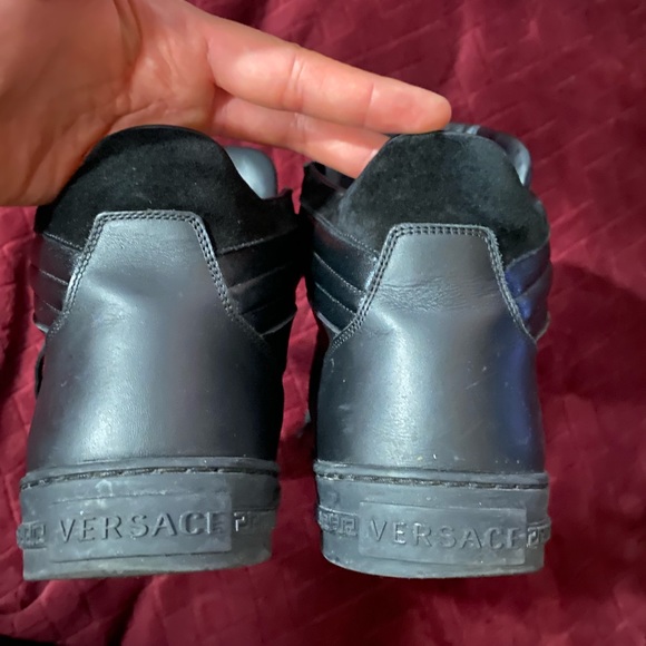 Mint condition versace shoes - Picture 4 of 4